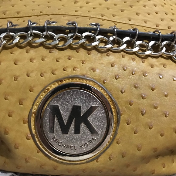 Michael Kors Purse.. - Picture 3 of 8